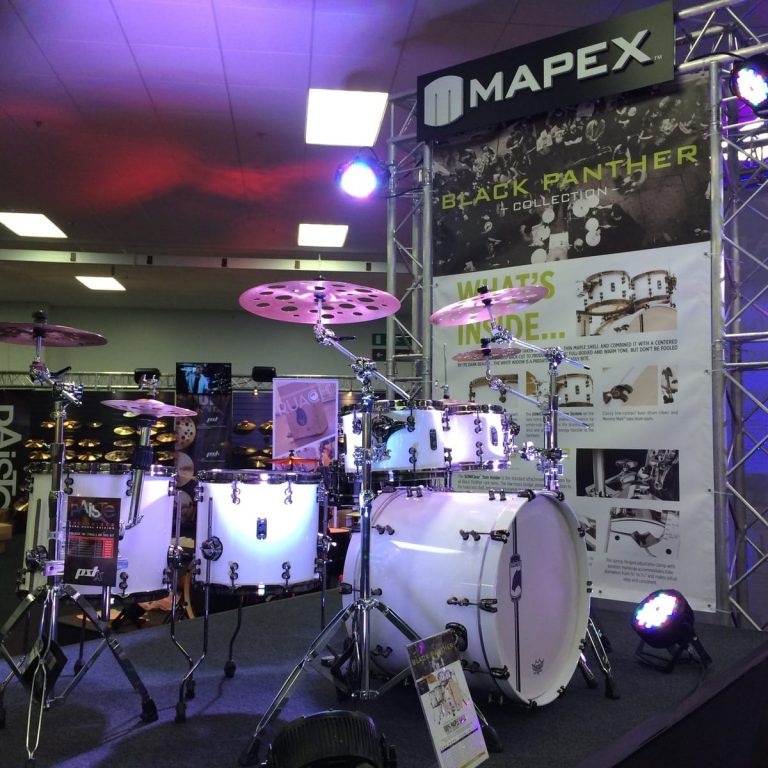 Exhibition stand av equipment supplied.